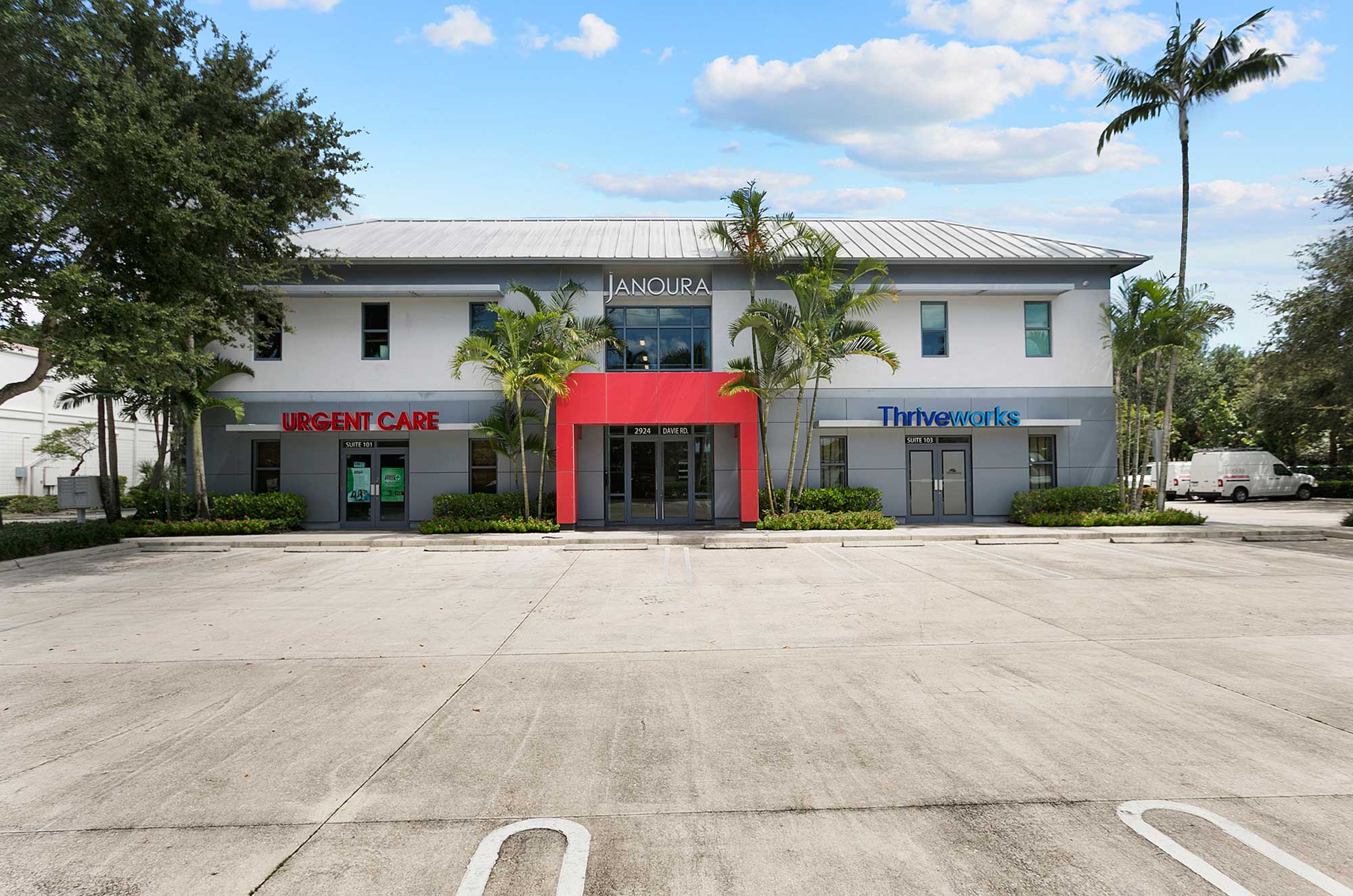 2924 Davie